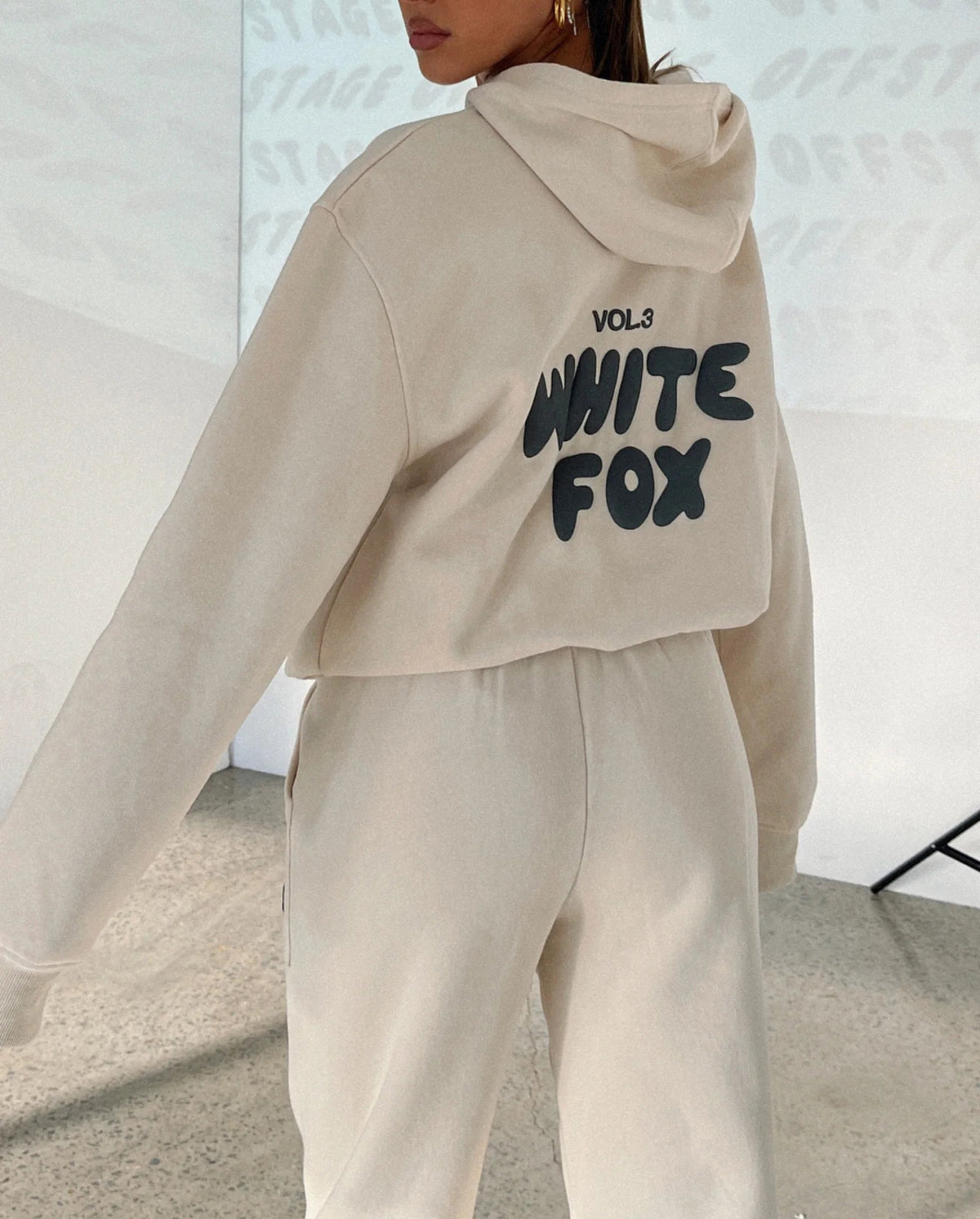 Fashionable Logo Hoodie and Sweatpants Set (2 Pieces)