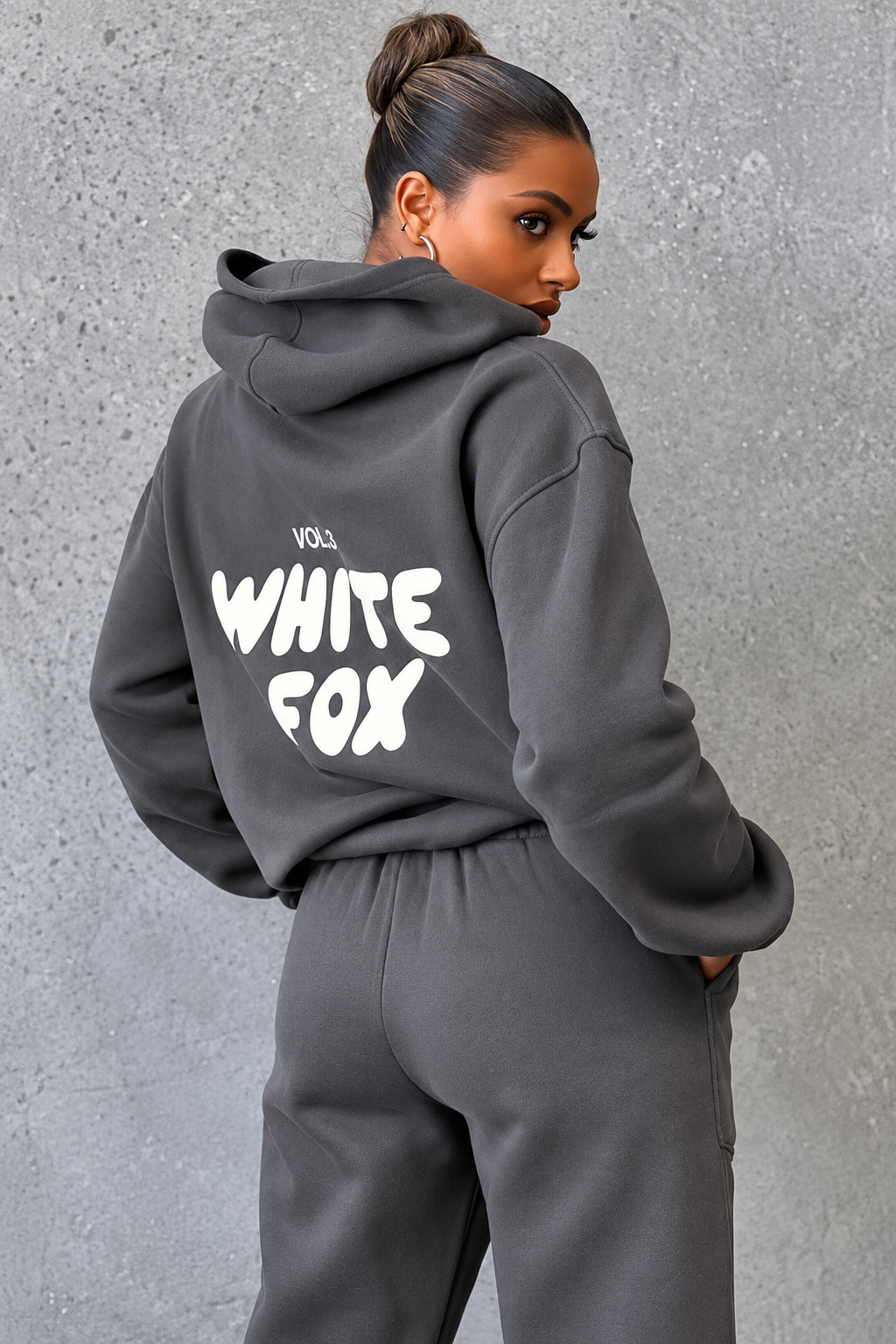 Fashionable Logo Hoodie and Sweatpants Set (2 Pieces)